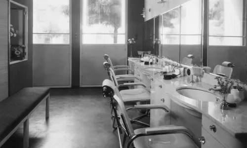 C338 Holičský a kadeřnický salon Kalivoda